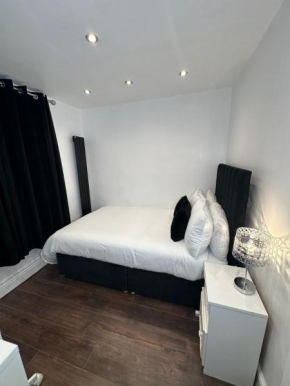 Two Bedrooms Bungalow Garden Lodge